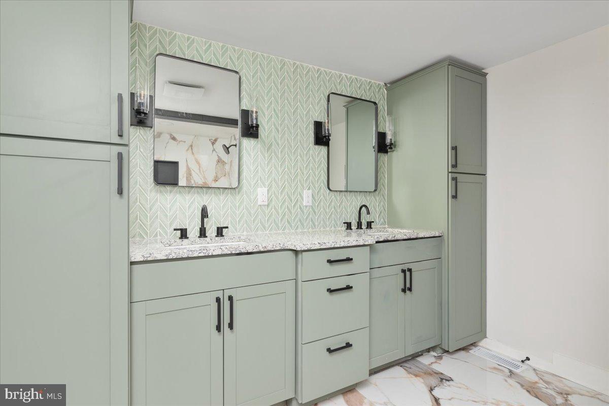 1999 US HWY BSN 340 W, STANLEY, Virginia 22851, 3 Bedrooms Bedrooms, ,3 BathroomsBathrooms,Residential,For sale,1999 US HWY BSN 340 W,VAPA2005666 MLS # VAPA2005666