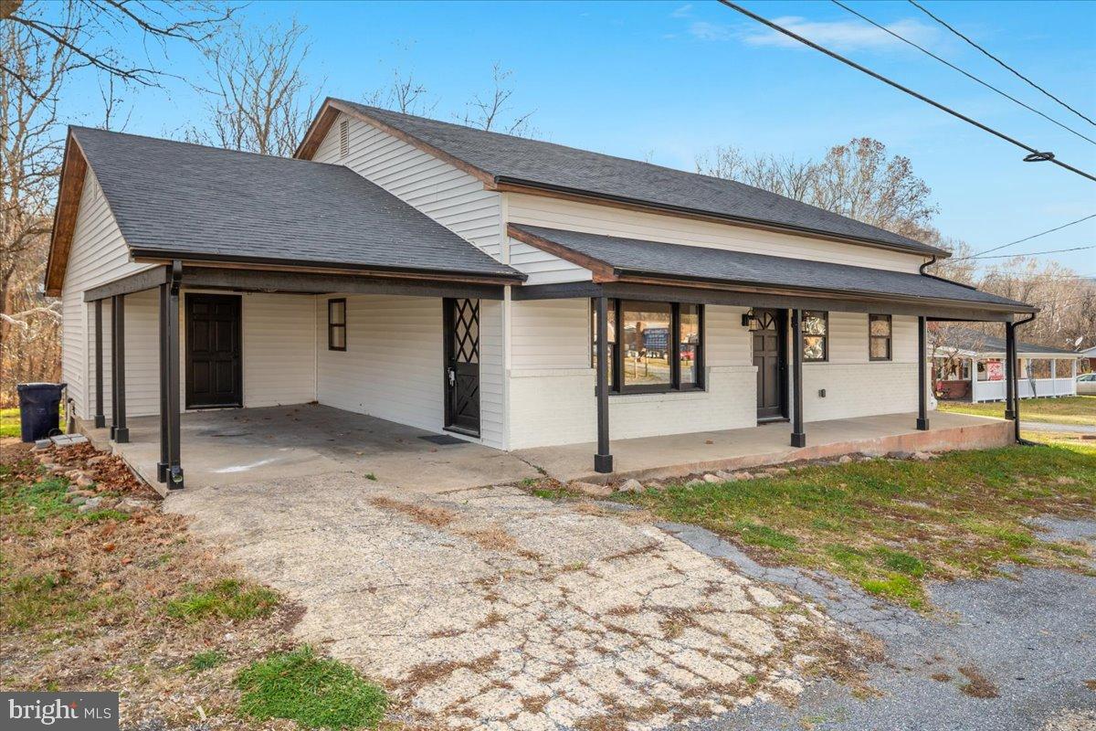 1999 US HWY BSN 340 W, STANLEY, Virginia 22851, 3 Bedrooms Bedrooms, ,3 BathroomsBathrooms,Residential,For sale,1999 US HWY BSN 340 W,VAPA2005666 MLS # VAPA2005666