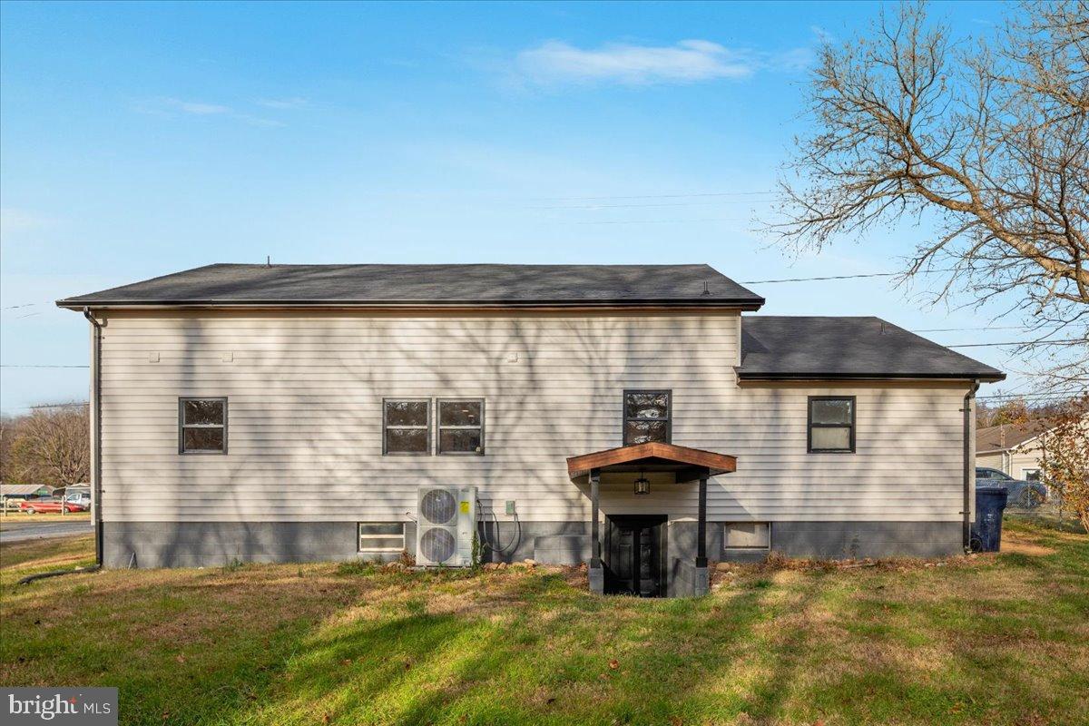 1999 US HWY BSN 340 W, STANLEY, Virginia 22851, 3 Bedrooms Bedrooms, ,3 BathroomsBathrooms,Residential,For sale,1999 US HWY BSN 340 W,VAPA2005666 MLS # VAPA2005666