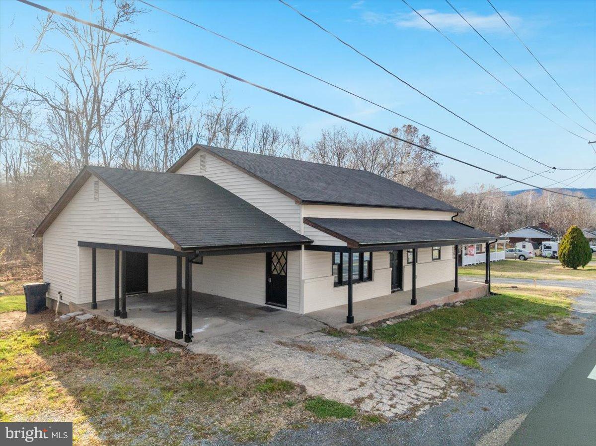 1999 US HWY BSN 340 W, STANLEY, Virginia 22851, 3 Bedrooms Bedrooms, ,3 BathroomsBathrooms,Residential,For sale,1999 US HWY BSN 340 W,VAPA2005666 MLS # VAPA2005666