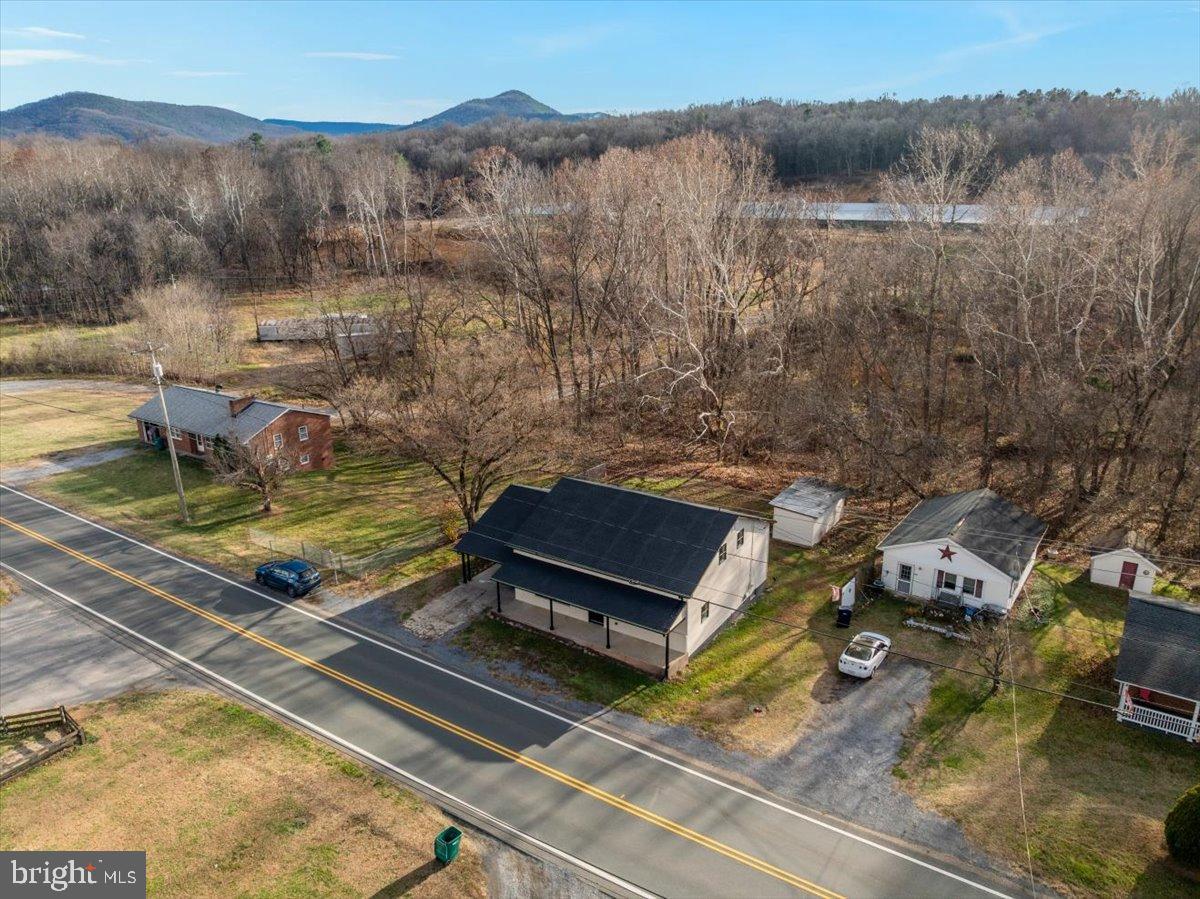 1999 US HWY BSN 340 W, STANLEY, Virginia 22851, 3 Bedrooms Bedrooms, ,3 BathroomsBathrooms,Residential,For sale,1999 US HWY BSN 340 W,VAPA2005666 MLS # VAPA2005666