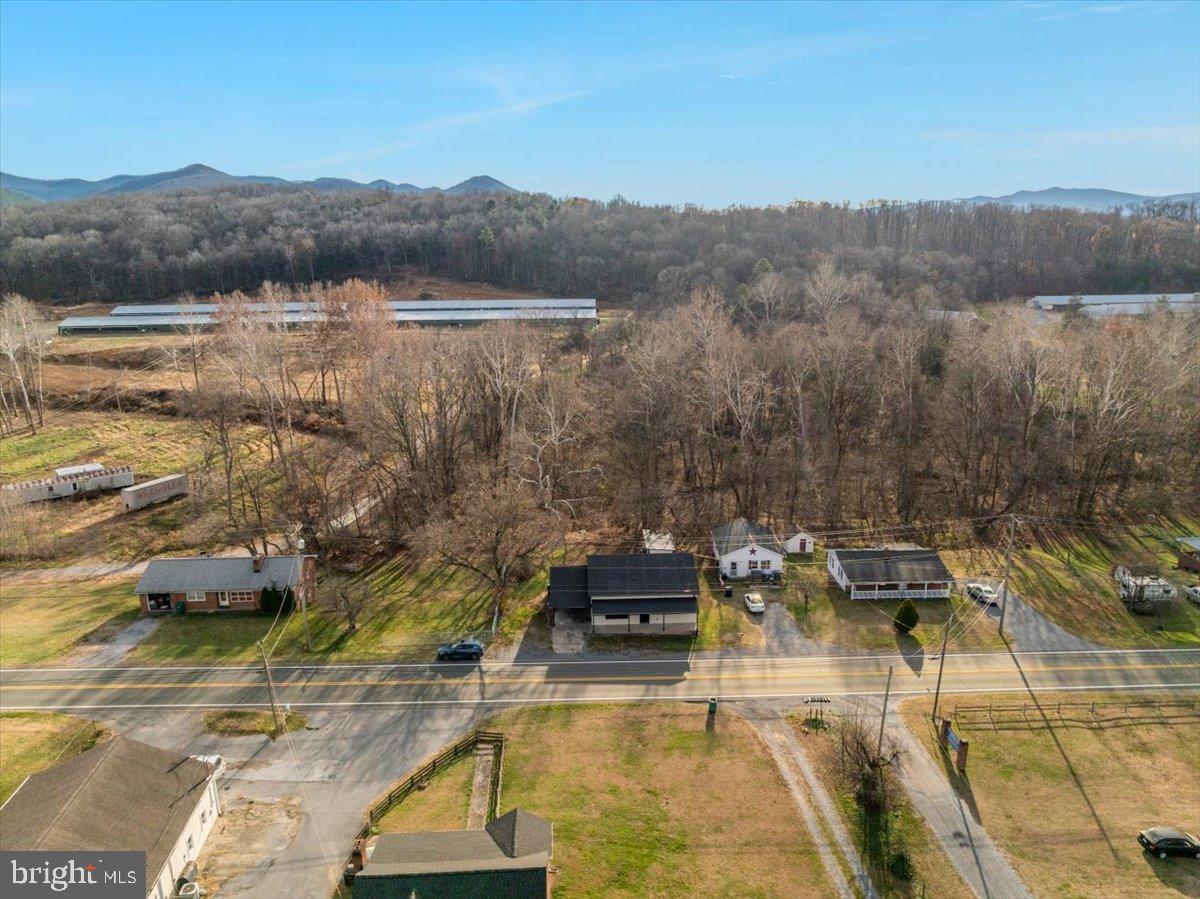 1999 US HWY BSN 340 W, STANLEY, Virginia 22851, 3 Bedrooms Bedrooms, ,3 BathroomsBathrooms,Residential,For sale,1999 US HWY BSN 340 W,VAPA2005666 MLS # VAPA2005666