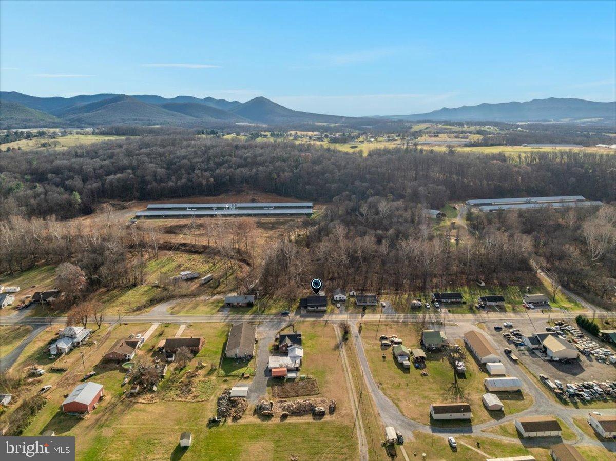 1999 US HWY BSN 340 W, STANLEY, Virginia 22851, 3 Bedrooms Bedrooms, ,3 BathroomsBathrooms,Residential,For sale,1999 US HWY BSN 340 W,VAPA2005666 MLS # VAPA2005666