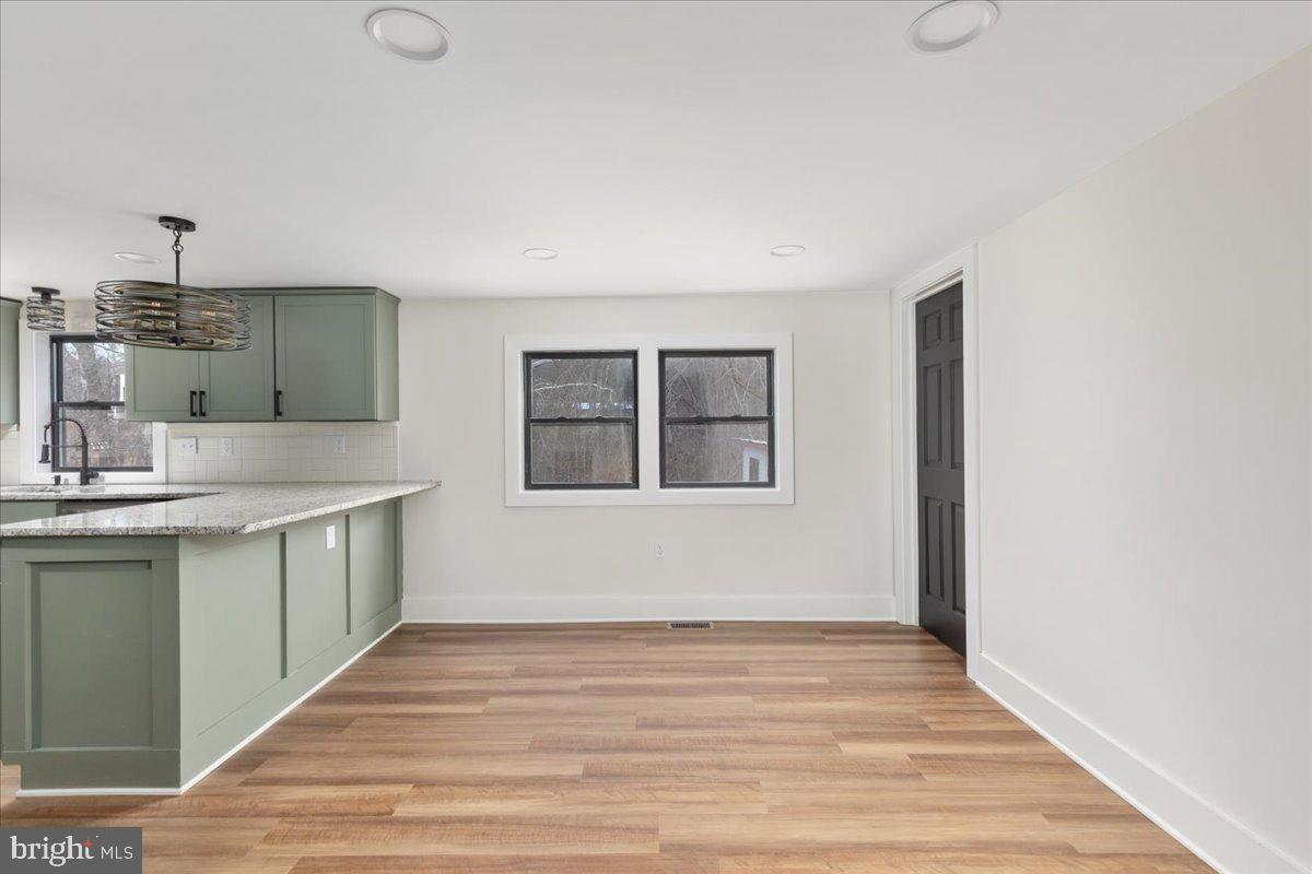 1999 US HWY BSN 340 W, STANLEY, Virginia 22851, 3 Bedrooms Bedrooms, ,3 BathroomsBathrooms,Residential,For sale,1999 US HWY BSN 340 W,VAPA2005666 MLS # VAPA2005666