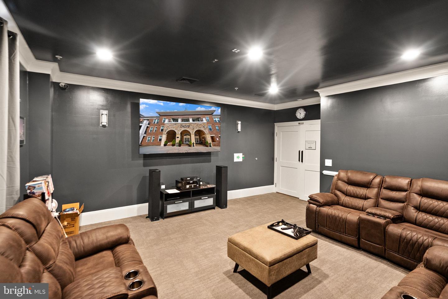 2465 ARMY NAVY DR #204, ARLINGTON, Virginia 22206, 1 Bedroom Bedrooms, ,1 BathroomBathrooms,Residential,For sale,2465 ARMY NAVY DR #204,VAAR2066462 MLS # VAAR2066462