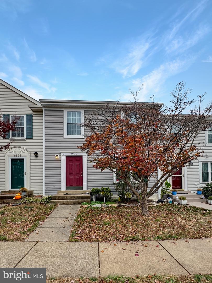 6600 BRAVE CT, HAYMARKET, Virginia 20169, 3 Bedrooms Bedrooms, ,2 BathroomsBathrooms,Residential,For sale,6600 BRAVE CT,VAPW2108392 MLS # VAPW2108392