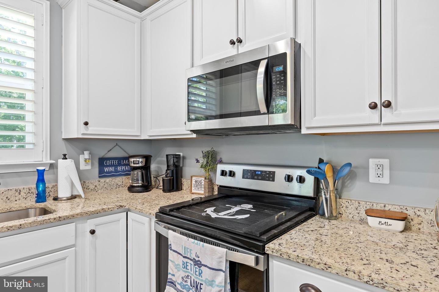 296 ROBBIE RD, BUMPASS, Virginia 23024, 4 Bedrooms Bedrooms, 14 Rooms Rooms,2 BathroomsBathrooms,Residential,For sale,296 ROBBIE RD,VALA2008958 MLS # VALA2008958