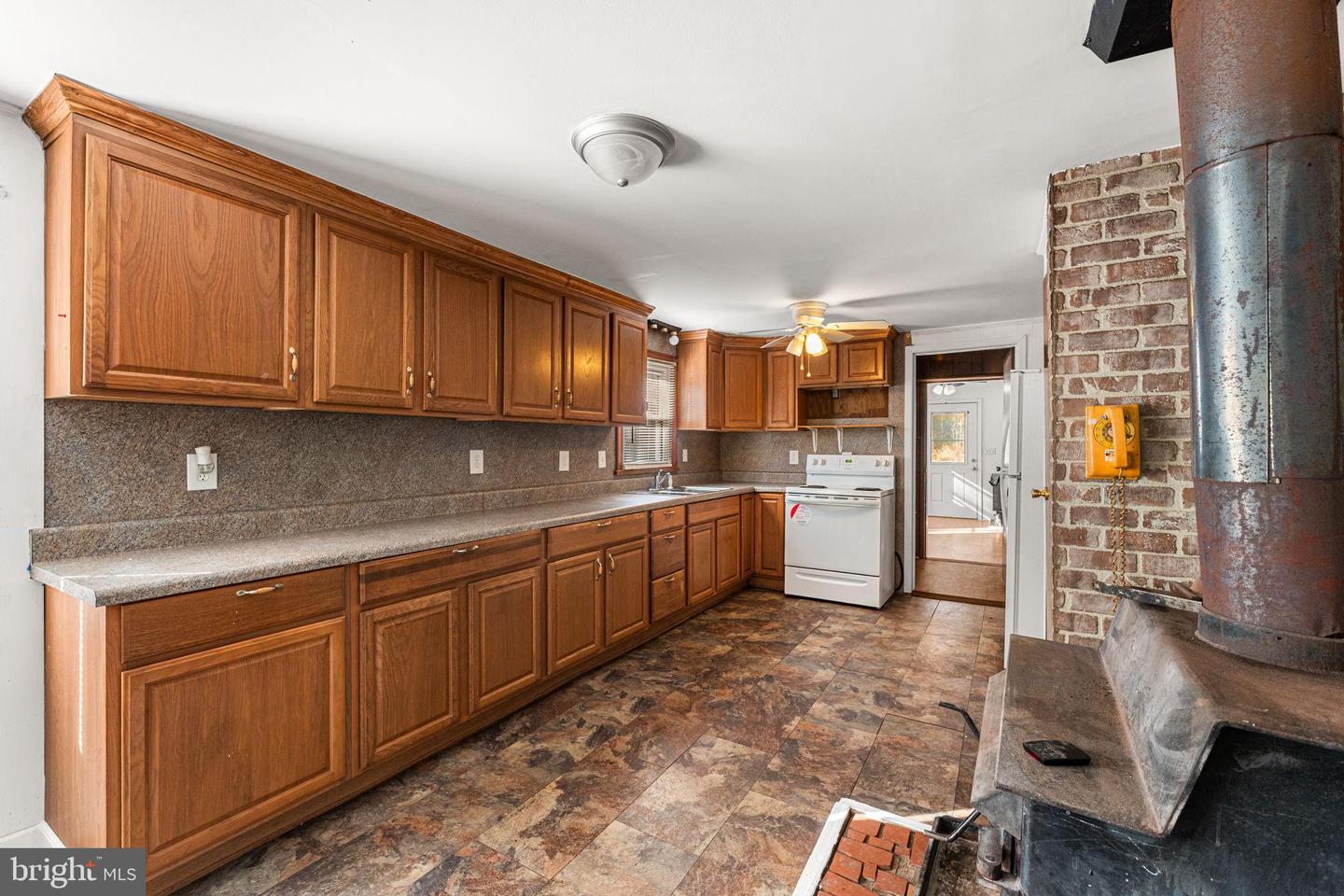 36 WASHINGTON CIR, KINSALE, Virginia 22488, 3 Bedrooms Bedrooms, 6 Rooms Rooms,1 BathroomBathrooms,Residential,For sale,36 WASHINGTON CIR,VAWE2010174 MLS # VAWE2010174