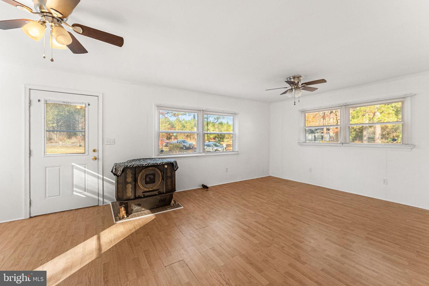 36 WASHINGTON CIR, KINSALE, Virginia 22488, 3 Bedrooms Bedrooms, 6 Rooms Rooms,1 BathroomBathrooms,Residential,For sale,36 WASHINGTON CIR,VAWE2010174 MLS # VAWE2010174