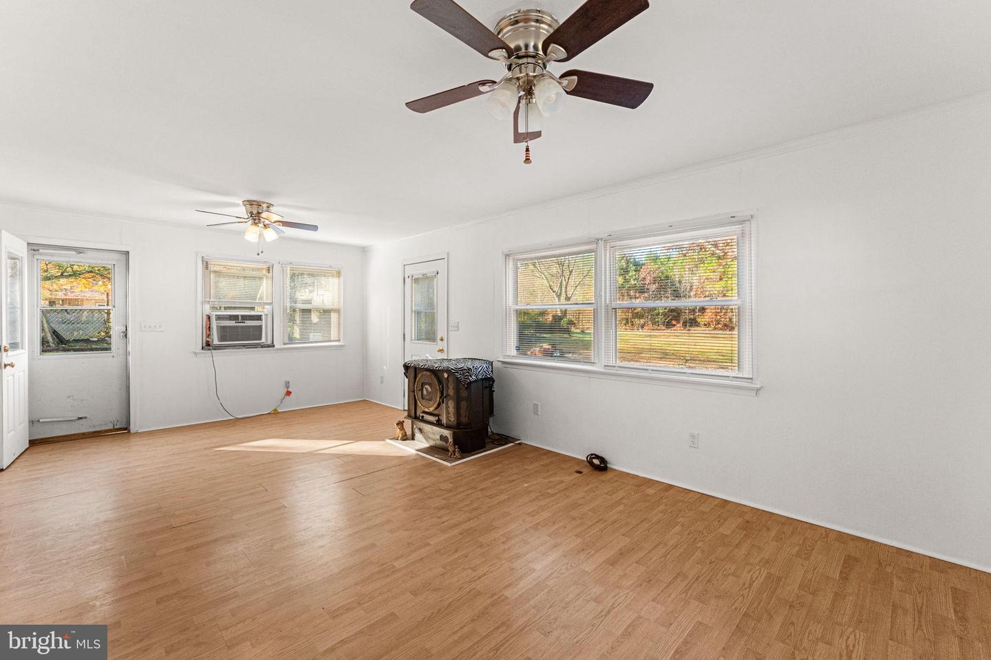 36 WASHINGTON CIR, KINSALE, Virginia 22488, 3 Bedrooms Bedrooms, 6 Rooms Rooms,1 BathroomBathrooms,Residential,For sale,36 WASHINGTON CIR,VAWE2010174 MLS # VAWE2010174