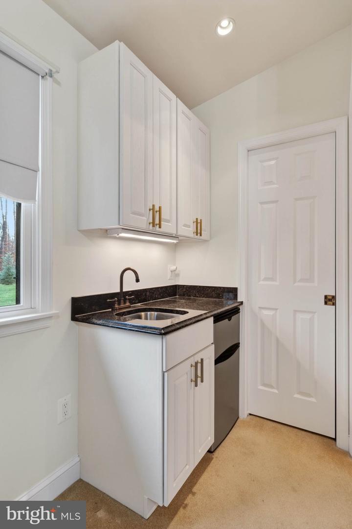 11049 NEWOOD DR, MANASSAS, Virginia 20111, 3 Bedrooms Bedrooms, 7 Rooms Rooms,3 BathroomsBathrooms,Residential,For sale,11049 NEWOOD DR,VAPW2108396 MLS # VAPW2108396 11049 NEWOOD DR, MANASSAS, Virginia 20111, 3 Bedrooms Bedrooms, 7 Rooms Rooms,3 BathroomsBathrooms,Residential,For sale,11049 NEWOOD DR,VAPW2108396 MLS # VAPW2108396