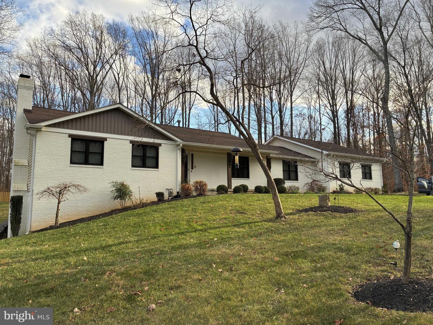 11049 NEWOOD DR, MANASSAS, Virginia 20111, 3 Bedrooms Bedrooms, 7 Rooms Rooms,3 BathroomsBathrooms,Residential,For sale,11049 NEWOOD DR,VAPW2108396 MLS # VAPW2108396