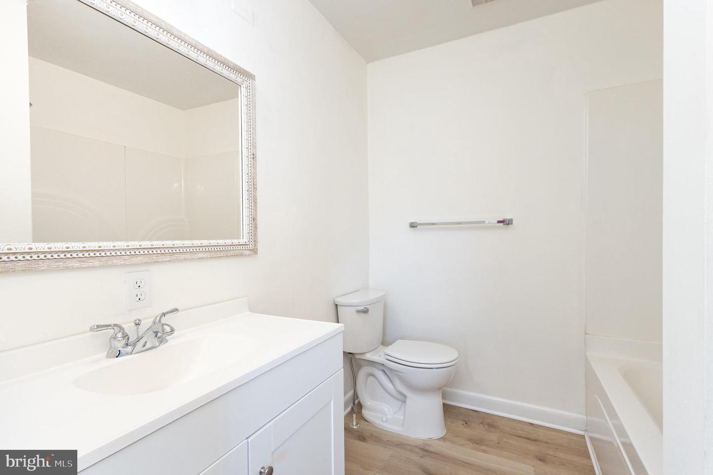 4216 HIGH RIDGE RD, HAYMARKET, Virginia 20169, 3 Bedrooms Bedrooms, 11 Rooms Rooms,3 BathroomsBathrooms,Residential,For sale,4216 HIGH RIDGE RD,VAPW2108404 MLS # VAPW2108404