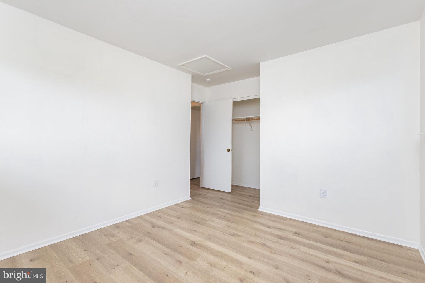 4216 HIGH RIDGE RD, HAYMARKET, Virginia 20169, 3 Bedrooms Bedrooms, 11 Rooms Rooms,3 BathroomsBathrooms,Residential,For sale,4216 HIGH RIDGE RD,VAPW2108404 MLS # VAPW2108404