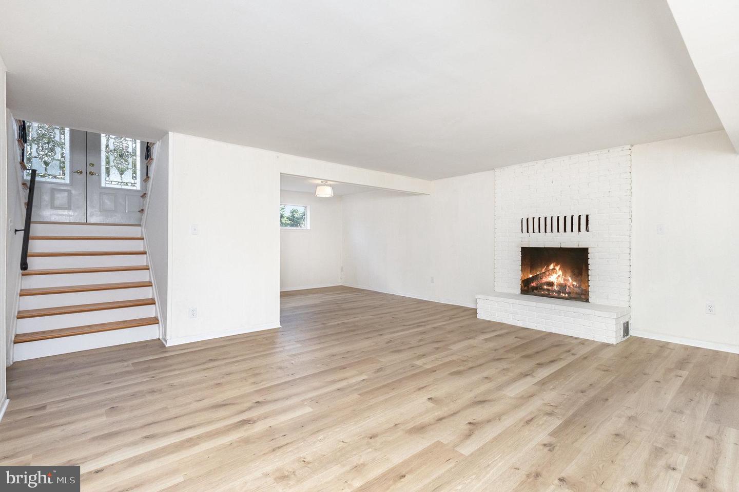 4216 HIGH RIDGE RD, HAYMARKET, Virginia 20169, 3 Bedrooms Bedrooms, 11 Rooms Rooms,3 BathroomsBathrooms,Residential,For sale,4216 HIGH RIDGE RD,VAPW2108404 MLS # VAPW2108404