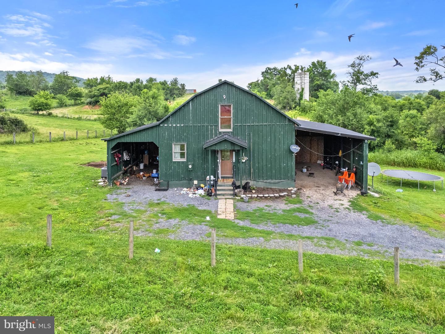 10674 ADA RD, MARSHALL, Virginia 20115, 1 Bedroom Bedrooms, ,1 BathroomBathrooms,Farm,For sale,10674 ADA RD,VAFQ2016990 MLS # VAFQ2016990