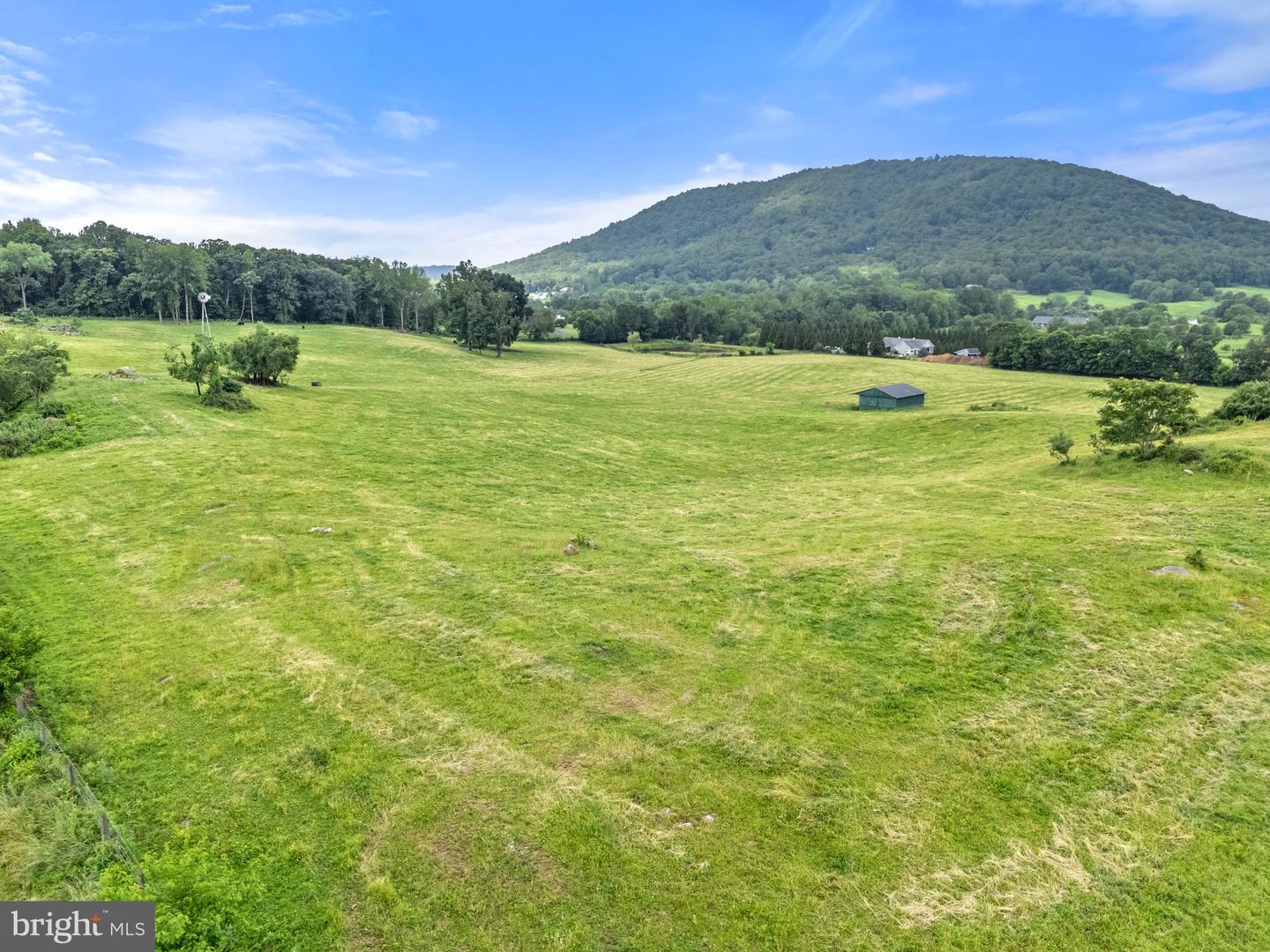 10674 ADA RD, MARSHALL, Virginia 20115, 1 Bedroom Bedrooms, ,1 BathroomBathrooms,Farm,For sale,10674 ADA RD,VAFQ2016990 MLS # VAFQ2016990