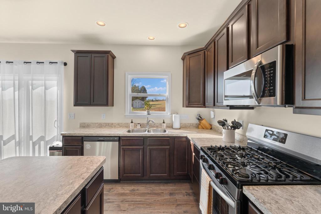 10444 QUARTZ, CULPEPER, Virginia 22701, 4 Bedrooms Bedrooms, ,3 BathroomsBathrooms,Residential,10444 QUARTZ,VACU2011848 MLS # VACU2011848 10444 QUARTZ, CULPEPER, Virginia 22701, 4 Bedrooms Bedrooms, ,3 BathroomsBathrooms,Residential,10444 QUARTZ,VACU2011848 MLS # VACU2011848