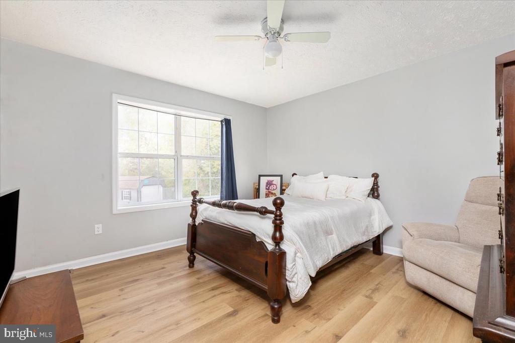 10346 GROVES FARM RD, MIDLAND, Virginia, 4 Bedrooms Bedrooms, ,2 BathroomsBathrooms,Residential,10346 GROVES FARM RD,VAFQ2019480 MLS # VAFQ2019480