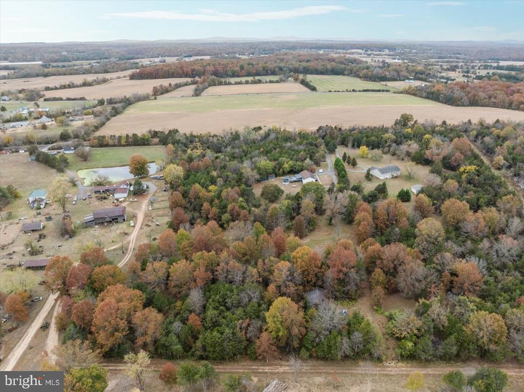 10346 GROVES FARM RD, MIDLAND, Virginia, 4 Bedrooms Bedrooms, ,2 BathroomsBathrooms,Residential,10346 GROVES FARM RD,VAFQ2019480 MLS # VAFQ2019480