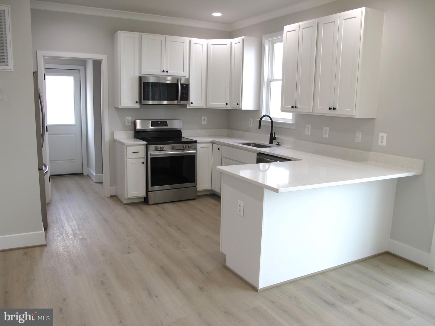 1252 SHORE DR, COLONIAL BEACH, Virginia 22443, 3 Bedrooms Bedrooms, ,2 BathroomsBathrooms,Residential,For sale,1252 SHORE DR,VAWE2008584 MLS # VAWE2008584