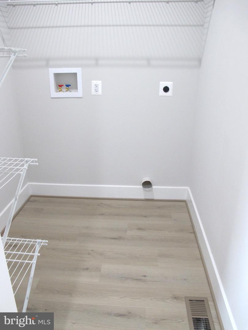 1252 SHORE DR, COLONIAL BEACH, Virginia 22443, 3 Bedrooms Bedrooms, ,2 BathroomsBathrooms,Residential,For sale,1252 SHORE DR,VAWE2008584 MLS # VAWE2008584