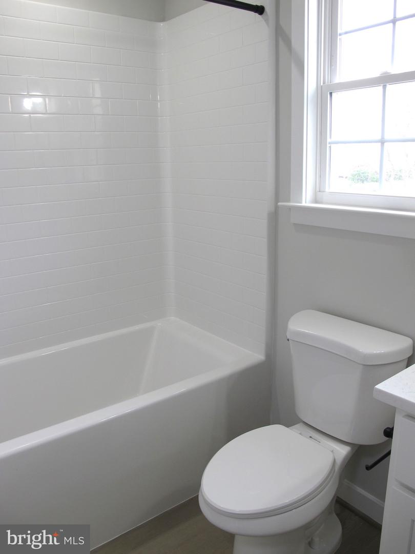 1252 SHORE DR, COLONIAL BEACH, Virginia 22443, 3 Bedrooms Bedrooms, ,2 BathroomsBathrooms,Residential,For sale,1252 SHORE DR,VAWE2008584 MLS # VAWE2008584