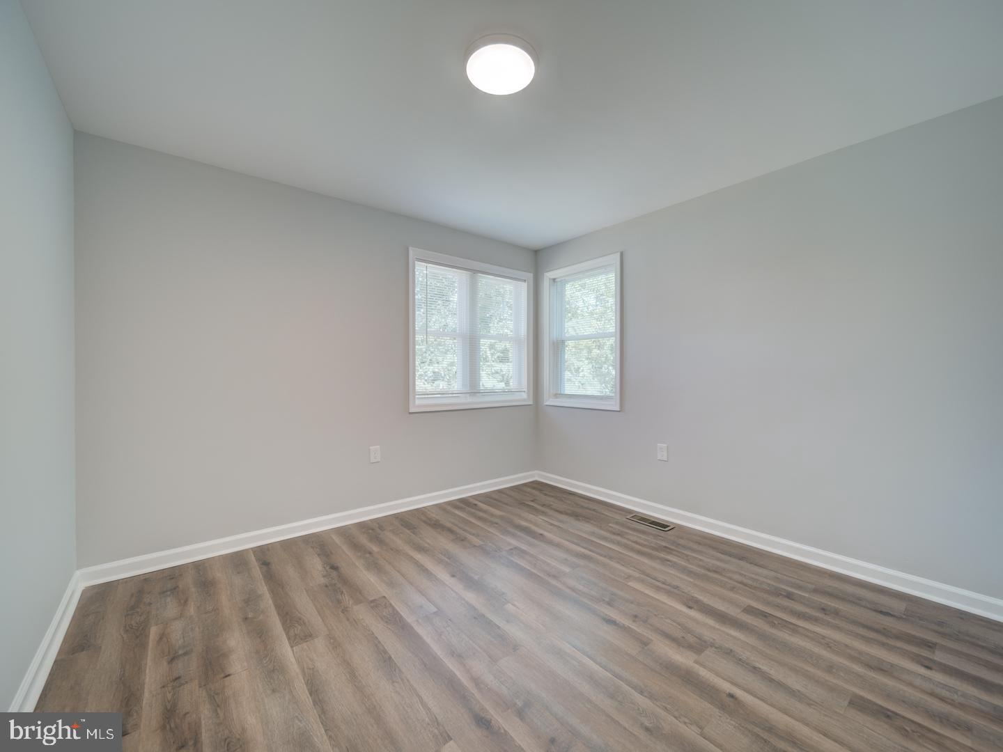 414 ELM ST, WINCHESTER, Virginia 22601, 4 Bedrooms Bedrooms, ,2 BathroomsBathrooms,Residential,For sale,414 ELM ST,VAWI2009036 MLS # VAWI2009036