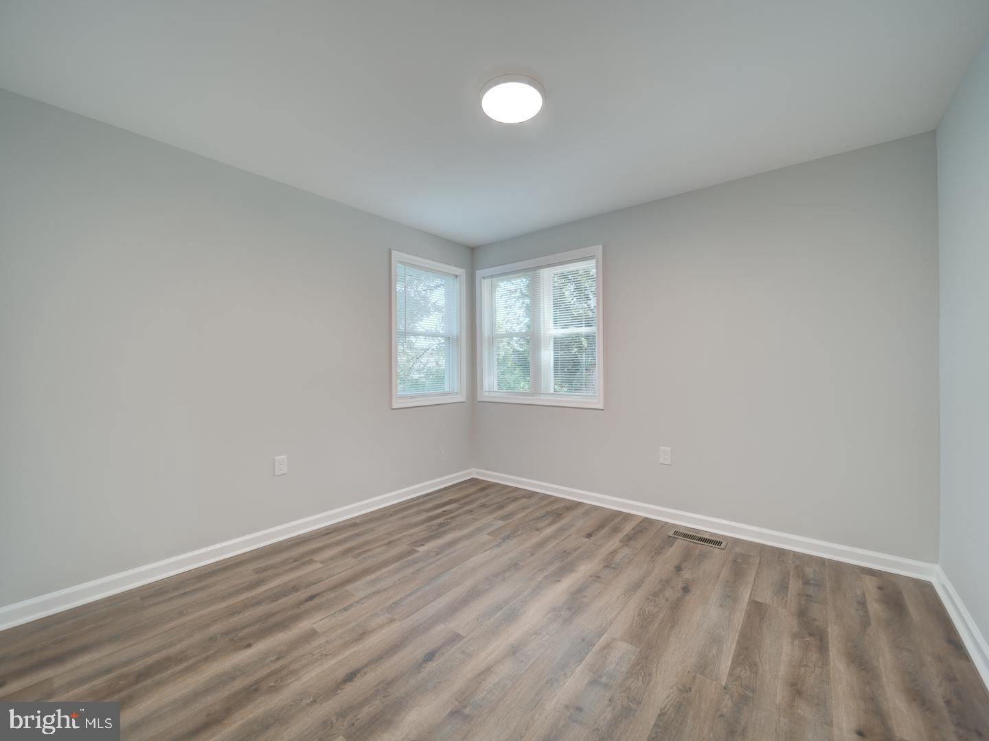 414 ELM ST, WINCHESTER, Virginia 22601, 4 Bedrooms Bedrooms, ,2 BathroomsBathrooms,Residential,For sale,414 ELM ST,VAWI2009036 MLS # VAWI2009036