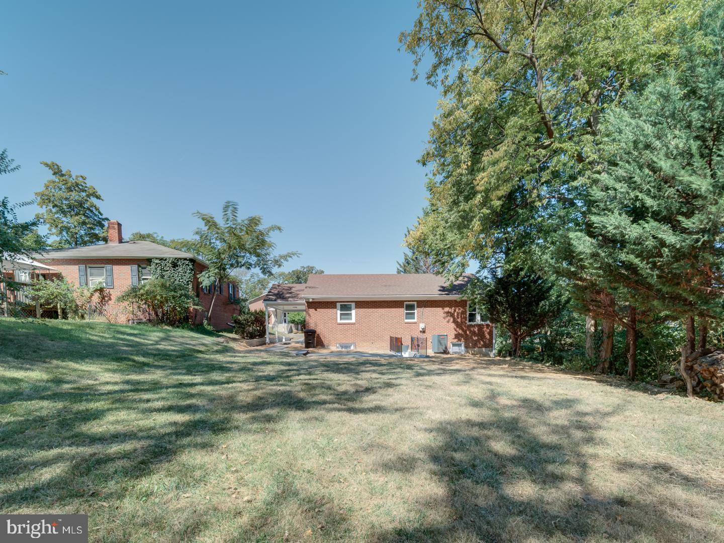 414 ELM ST, WINCHESTER, Virginia 22601, 4 Bedrooms Bedrooms, ,2 BathroomsBathrooms,Residential,For sale,414 ELM ST,VAWI2009036 MLS # VAWI2009036