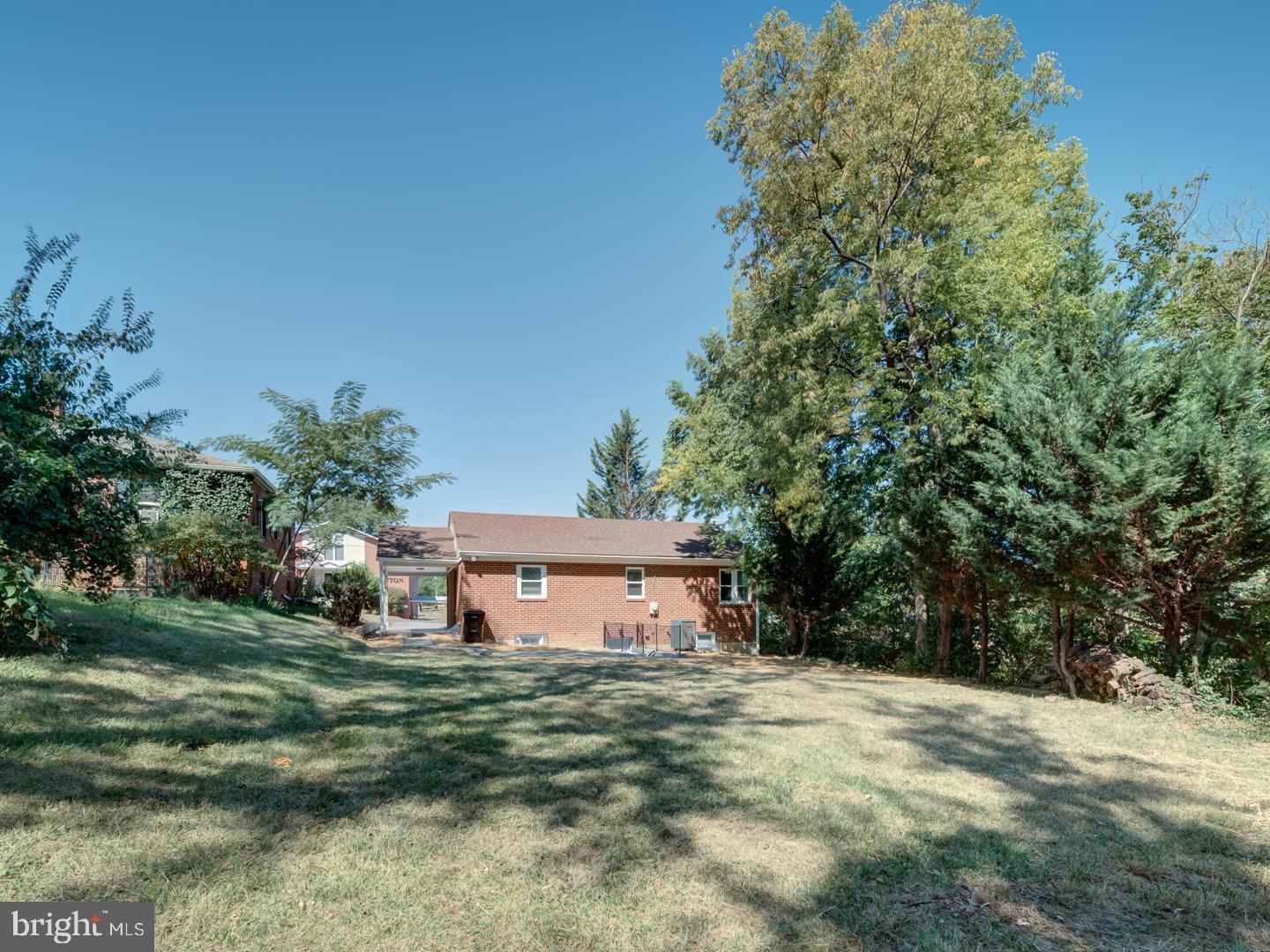 414 ELM ST, WINCHESTER, Virginia 22601, 4 Bedrooms Bedrooms, ,2 BathroomsBathrooms,Residential,For sale,414 ELM ST,VAWI2009036 MLS # VAWI2009036