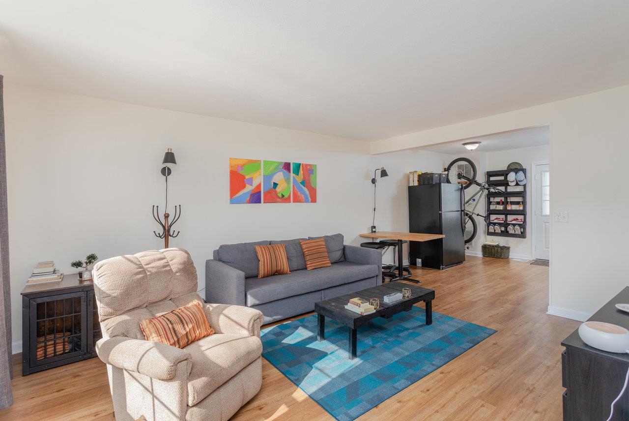 2207 RESERVOIR ST, HARRISONBURG, Virginia 22801, 2 Bedrooms Bedrooms, ,2 BathroomsBathrooms,Residential,2207 RESERVOIR ST,671485 MLS # 671485