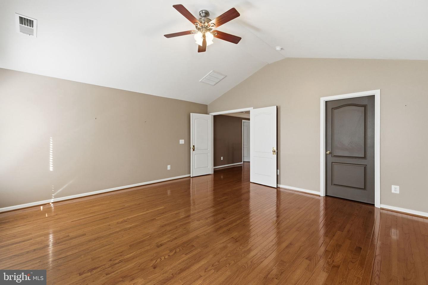 5429 BOWERS HILL DR, HAYMARKET, Virginia 20169, 4 Bedrooms Bedrooms, ,2 BathroomsBathrooms,Residential,For sale,5429 BOWERS HILL DR,VAPW2104580 MLS # VAPW2104580