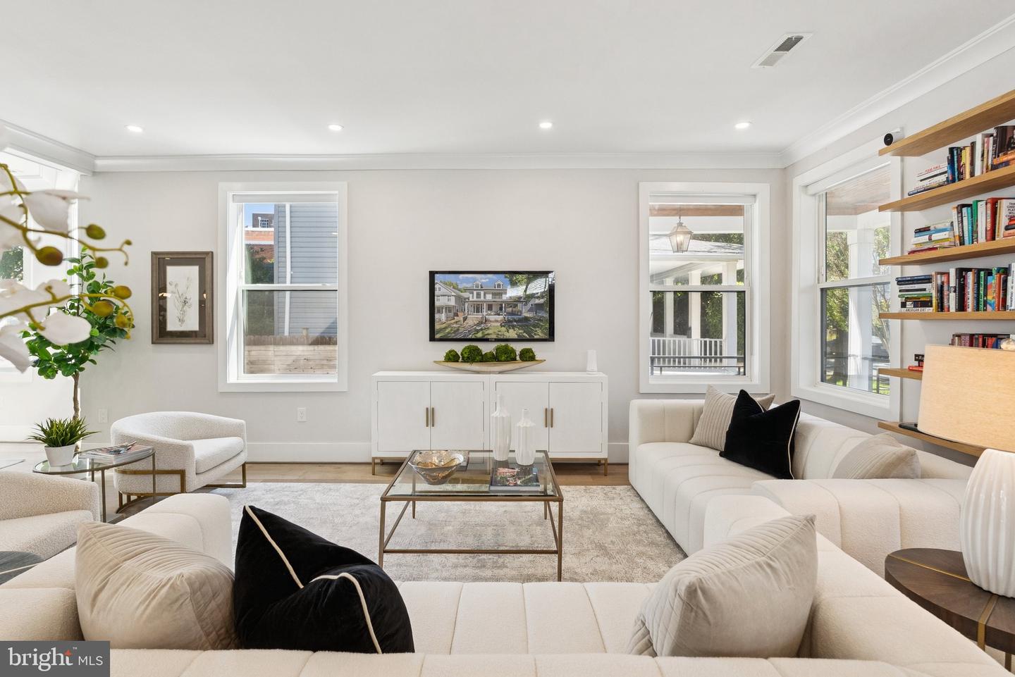 1207 DELAFIELD PL NW, WASHINGTON, District Of Columbia 20011, 5 Bedrooms Bedrooms, ,4 BathroomsBathrooms,Residential,For sale,1207 DELAFIELD PL NW,DCDC2225812 MLS # DCDC2225812