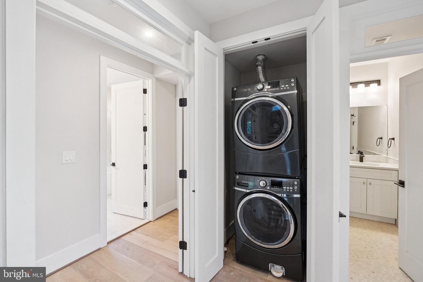 1207 DELAFIELD PL NW, WASHINGTON, District Of Columbia 20011, 5 Bedrooms Bedrooms, ,4 BathroomsBathrooms,Residential,For sale,1207 DELAFIELD PL NW,DCDC2225812 MLS # DCDC2225812