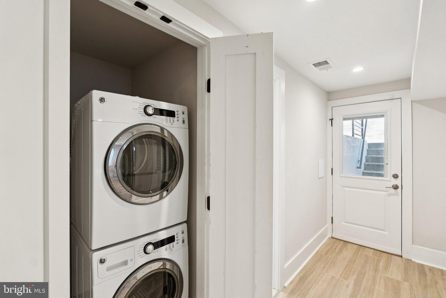 1207 DELAFIELD PL NW, WASHINGTON, District Of Columbia 20011, 5 Bedrooms Bedrooms, ,4 BathroomsBathrooms,Residential,For sale,1207 DELAFIELD PL NW,DCDC2225812 MLS # DCDC2225812