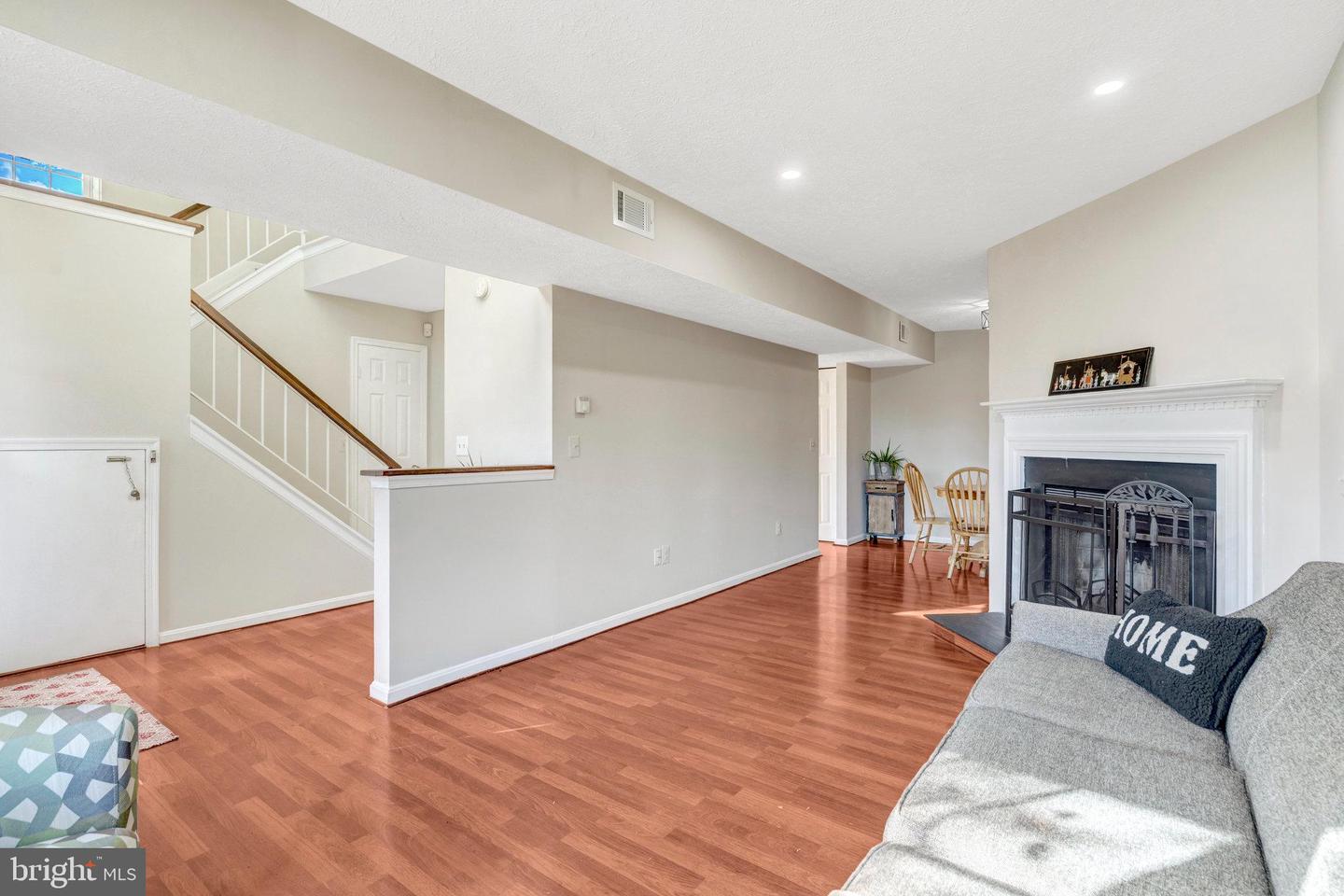 14000 GRUMBLE JONES CT #B, CENTREVILLE, Virginia 20121, 2 Bedrooms Bedrooms, 5 Rooms Rooms,2 BathroomsBathrooms,Residential,For sale,14000 GRUMBLE JONES CT #B,VAFX2277022 MLS # VAFX2277022 14000 GRUMBLE JONES CT #B, CENTREVILLE, Virginia 20121, 2 Bedrooms Bedrooms, 5 Rooms Rooms,2 BathroomsBathrooms,Residential,For sale,14000 GRUMBLE JONES CT #B,VAFX2277022 MLS # VAFX2277022