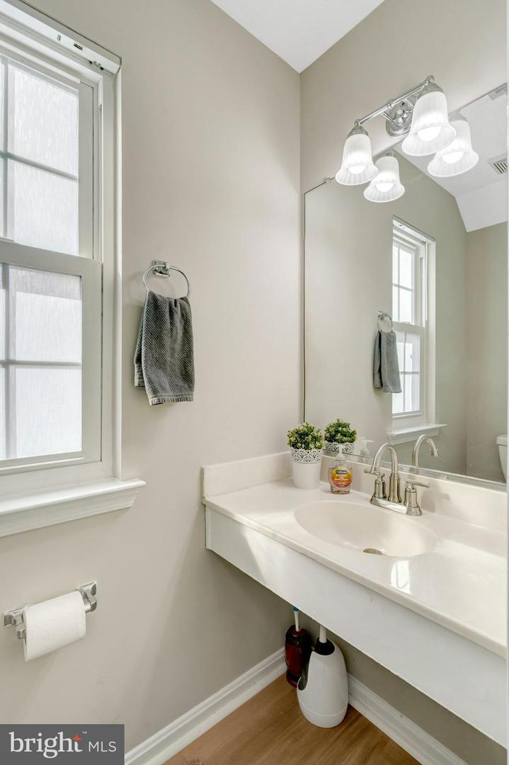 14000 GRUMBLE JONES CT #B, CENTREVILLE, Virginia 20121, 2 Bedrooms Bedrooms, 5 Rooms Rooms,2 BathroomsBathrooms,Residential,For sale,14000 GRUMBLE JONES CT #B,VAFX2277022 MLS # VAFX2277022 14000 GRUMBLE JONES CT #B, CENTREVILLE, Virginia 20121, 2 Bedrooms Bedrooms, 5 Rooms Rooms,2 BathroomsBathrooms,Residential,For sale,14000 GRUMBLE JONES CT #B,VAFX2277022 MLS # VAFX2277022