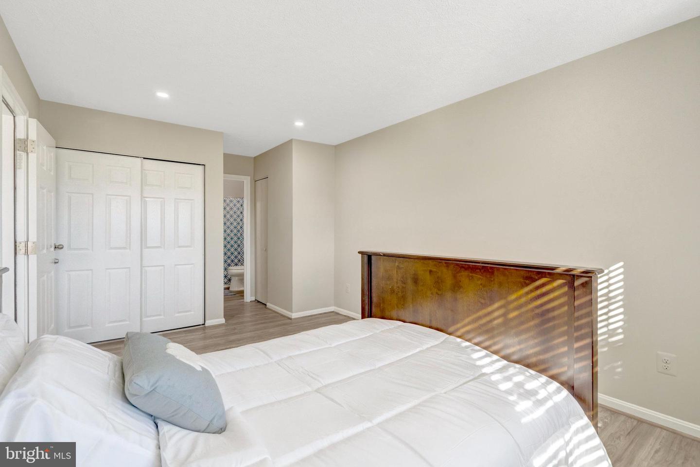 14000 GRUMBLE JONES CT #B, CENTREVILLE, Virginia 20121, 2 Bedrooms Bedrooms, 5 Rooms Rooms,2 BathroomsBathrooms,Residential,For sale,14000 GRUMBLE JONES CT #B,VAFX2277022 MLS # VAFX2277022 14000 GRUMBLE JONES CT #B, CENTREVILLE, Virginia 20121, 2 Bedrooms Bedrooms, 5 Rooms Rooms,2 BathroomsBathrooms,Residential,For sale,14000 GRUMBLE JONES CT #B,VAFX2277022 MLS # VAFX2277022