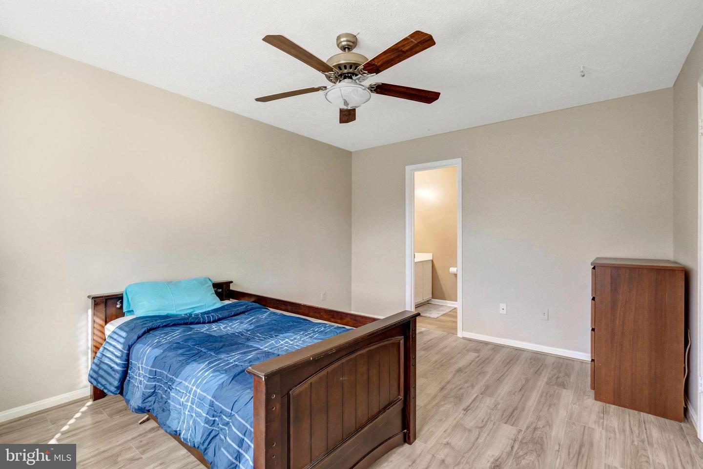 14000 GRUMBLE JONES CT #B, CENTREVILLE, Virginia 20121, 2 Bedrooms Bedrooms, 5 Rooms Rooms,2 BathroomsBathrooms,Residential,For sale,14000 GRUMBLE JONES CT #B,VAFX2277022 MLS # VAFX2277022 14000 GRUMBLE JONES CT #B, CENTREVILLE, Virginia 20121, 2 Bedrooms Bedrooms, 5 Rooms Rooms,2 BathroomsBathrooms,Residential,For sale,14000 GRUMBLE JONES CT #B,VAFX2277022 MLS # VAFX2277022