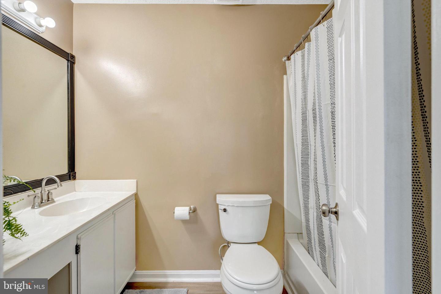 14000 GRUMBLE JONES CT #B, CENTREVILLE, Virginia 20121, 2 Bedrooms Bedrooms, 5 Rooms Rooms,2 BathroomsBathrooms,Residential,For sale,14000 GRUMBLE JONES CT #B,VAFX2277022 MLS # VAFX2277022 14000 GRUMBLE JONES CT #B, CENTREVILLE, Virginia 20121, 2 Bedrooms Bedrooms, 5 Rooms Rooms,2 BathroomsBathrooms,Residential,For sale,14000 GRUMBLE JONES CT #B,VAFX2277022 MLS # VAFX2277022