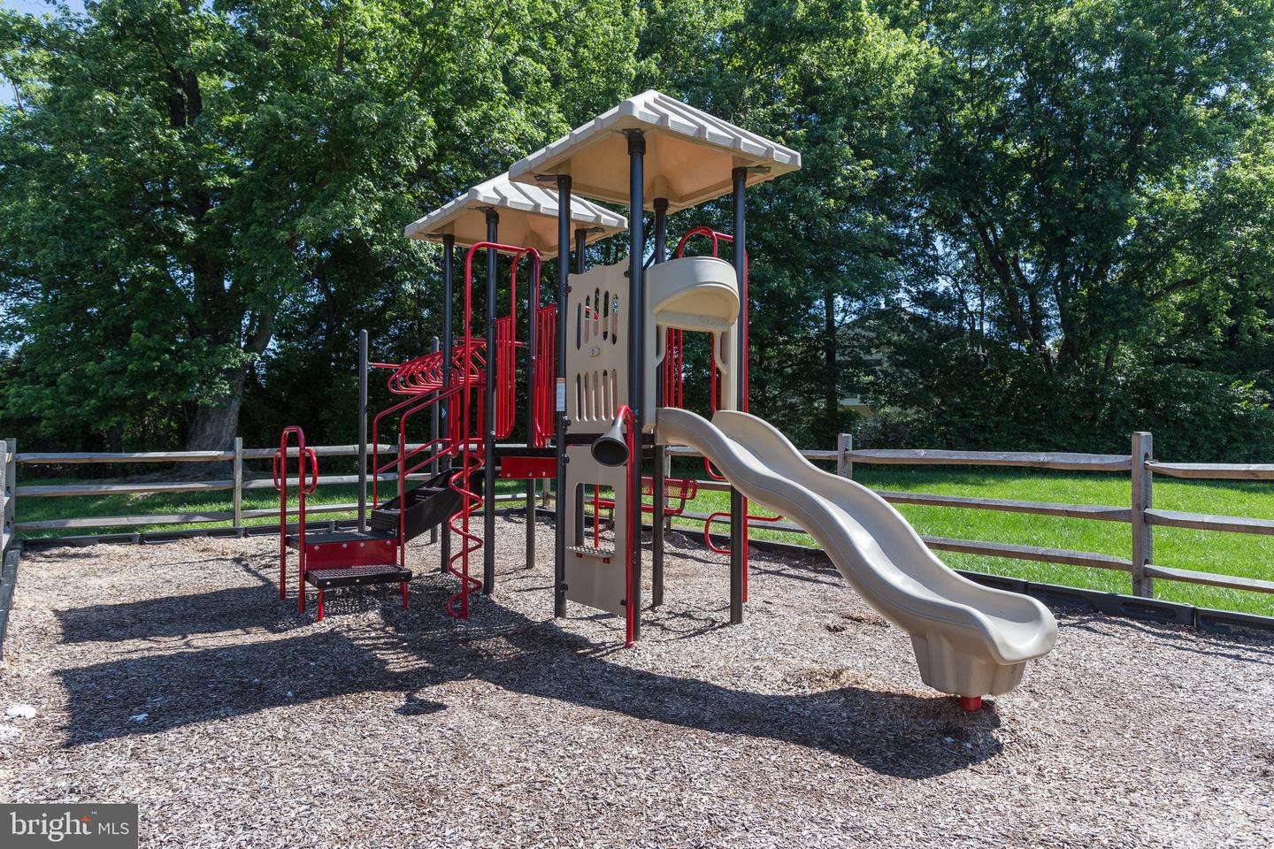 14000 GRUMBLE JONES CT #B, CENTREVILLE, Virginia 20121, 2 Bedrooms Bedrooms, 5 Rooms Rooms,2 BathroomsBathrooms,Residential,For sale,14000 GRUMBLE JONES CT #B,VAFX2277022 MLS # VAFX2277022 14000 GRUMBLE JONES CT #B, CENTREVILLE, Virginia 20121, 2 Bedrooms Bedrooms, 5 Rooms Rooms,2 BathroomsBathrooms,Residential,For sale,14000 GRUMBLE JONES CT #B,VAFX2277022 MLS # VAFX2277022