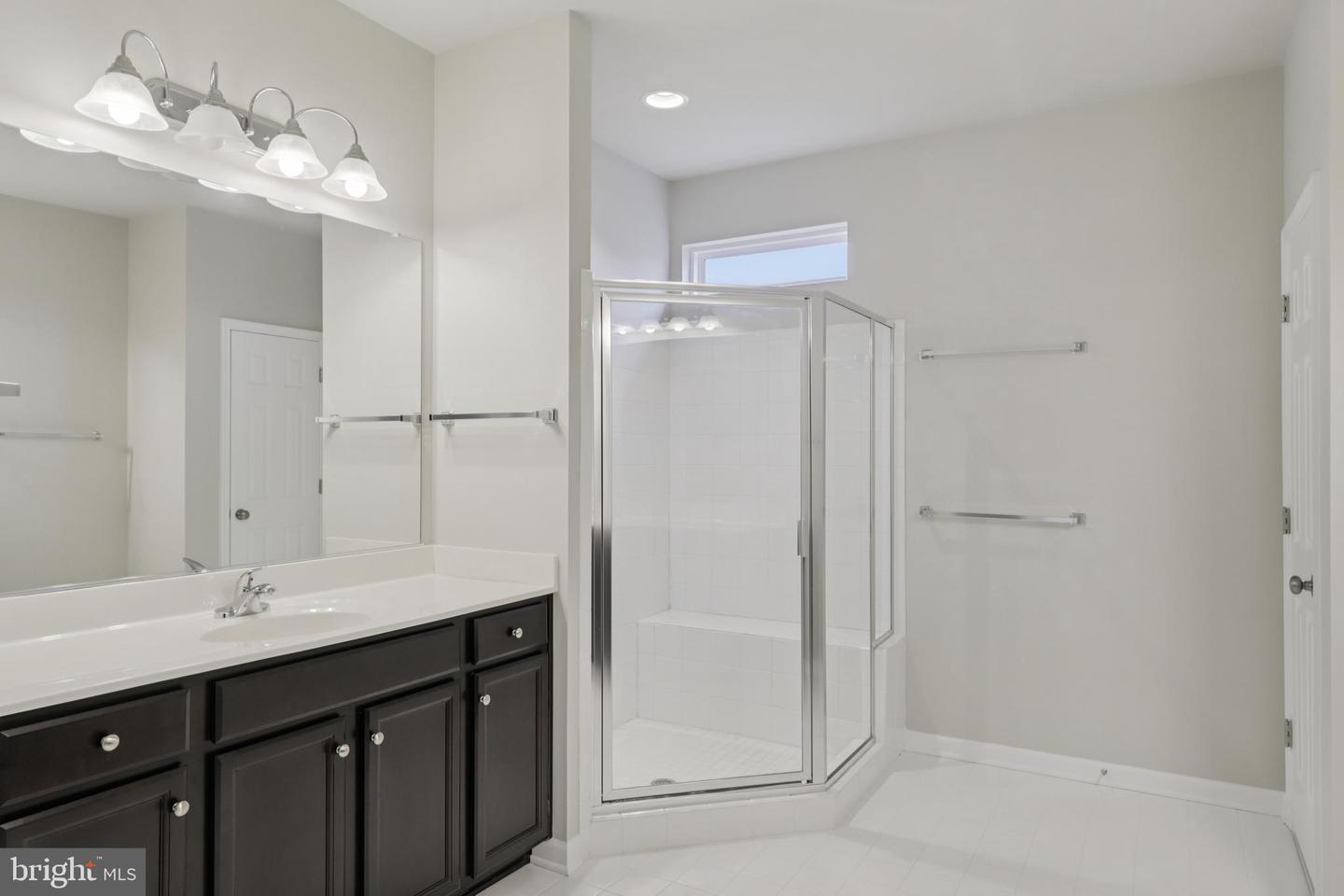 216 UPPER HEYFORD PL, PURCELLVILLE, Virginia 20132, 4 Bedrooms Bedrooms, ,4 BathroomsBathrooms,Residential,For sale,216 UPPER HEYFORD PL,VALO2111208 MLS # VALO2111208