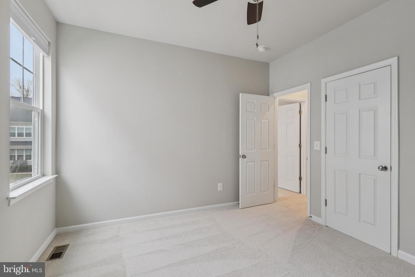 216 UPPER HEYFORD PL, PURCELLVILLE, Virginia 20132, 4 Bedrooms Bedrooms, ,4 BathroomsBathrooms,Residential,For sale,216 UPPER HEYFORD PL,VALO2111208 MLS # VALO2111208