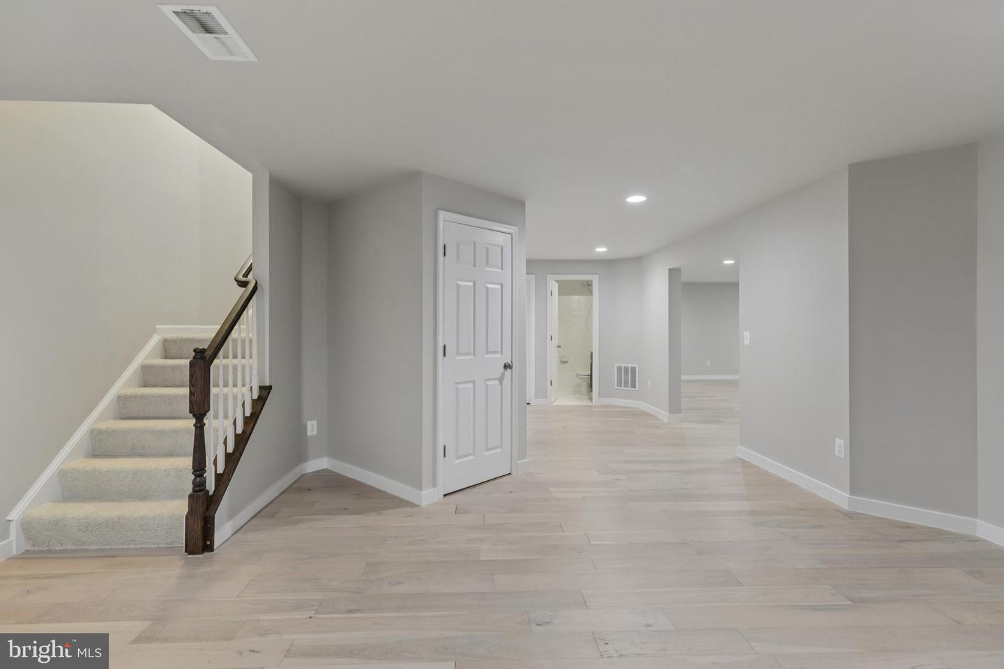 216 UPPER HEYFORD PL, PURCELLVILLE, Virginia 20132, 4 Bedrooms Bedrooms, ,4 BathroomsBathrooms,Residential,For sale,216 UPPER HEYFORD PL,VALO2111208 MLS # VALO2111208