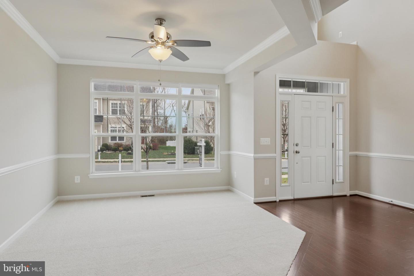 216 UPPER HEYFORD PL, PURCELLVILLE, Virginia 20132, 4 Bedrooms Bedrooms, ,4 BathroomsBathrooms,Residential,For sale,216 UPPER HEYFORD PL,VALO2111208 MLS # VALO2111208