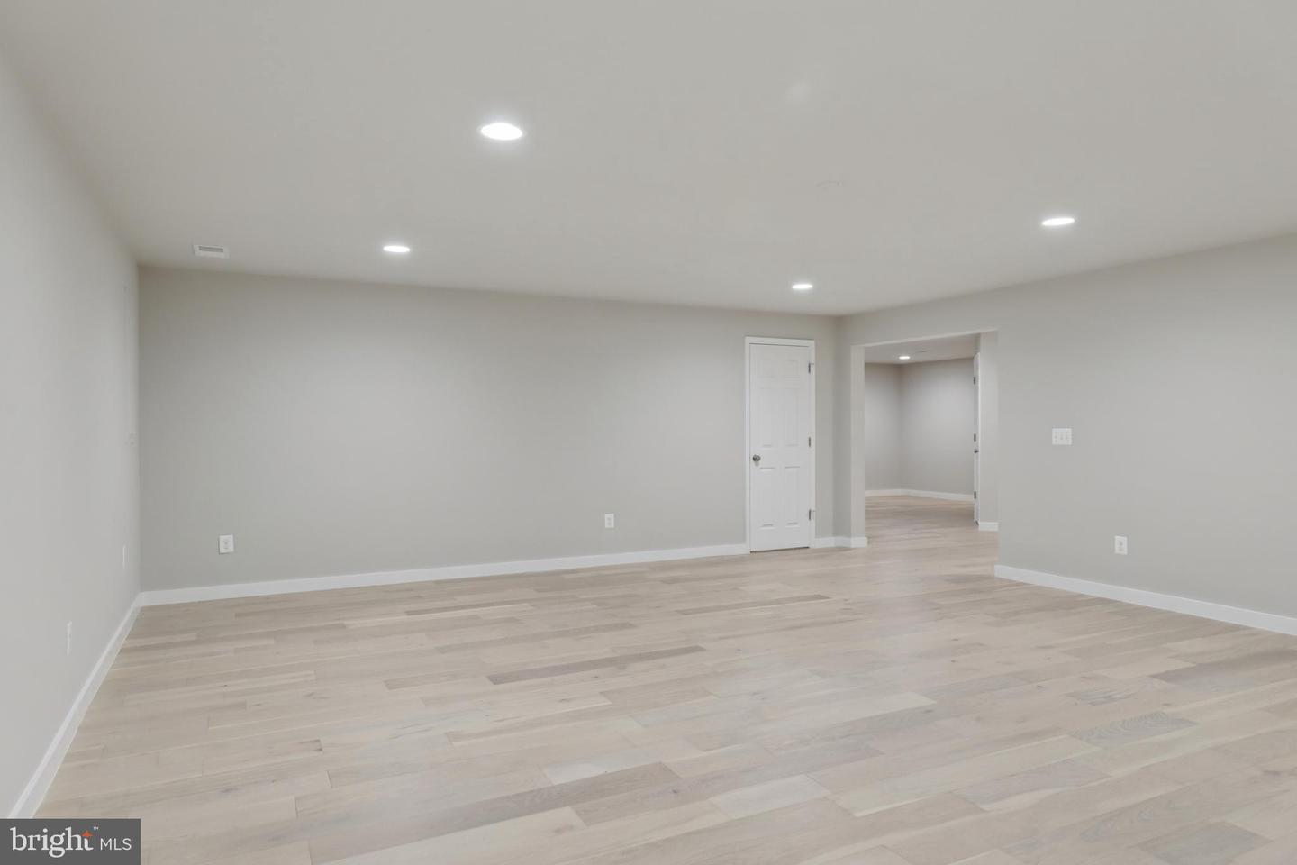 216 UPPER HEYFORD PL, PURCELLVILLE, Virginia 20132, 4 Bedrooms Bedrooms, ,4 BathroomsBathrooms,Residential,For sale,216 UPPER HEYFORD PL,VALO2111208 MLS # VALO2111208