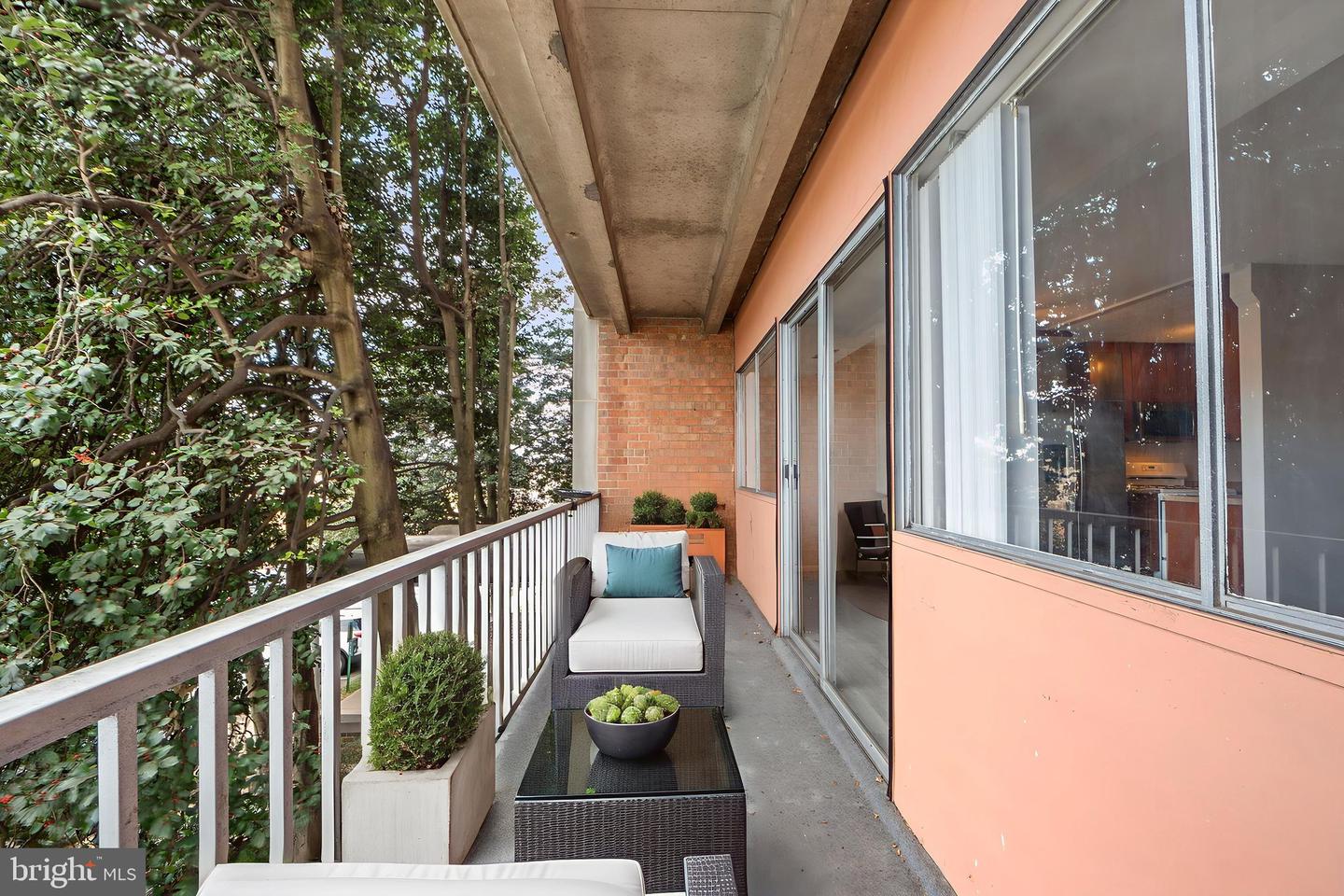 431 N ARMISTEAD ST #211, ALEXANDRIA, Virginia 22312, 2 Bedrooms Bedrooms, ,1 BathroomBathrooms,Residential,For sale,431 N ARMISTEAD ST #211,VAAX2052026 MLS # VAAX2052026 431 N ARMISTEAD ST #211, ALEXANDRIA, Virginia 22312, 2 Bedrooms Bedrooms, ,1 BathroomBathrooms,Residential,For sale,431 N ARMISTEAD ST #211,VAAX2052026 MLS # VAAX2052026