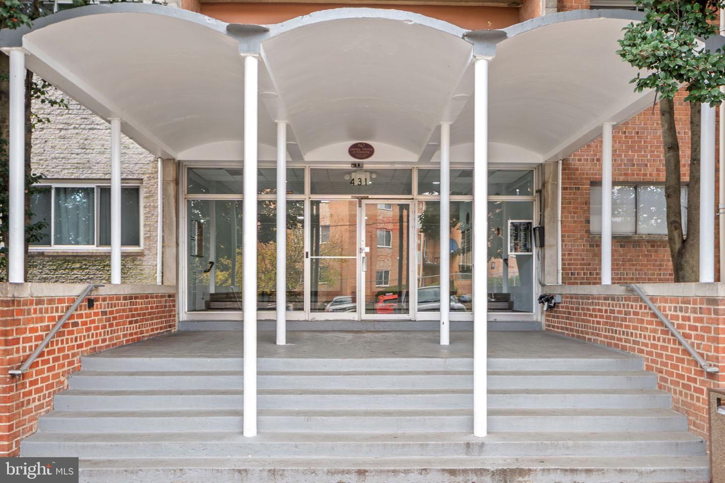 431 N ARMISTEAD ST #211, ALEXANDRIA, Virginia 22312, 2 Bedrooms Bedrooms, ,1 BathroomBathrooms,Residential,For sale,431 N ARMISTEAD ST #211,VAAX2052026 MLS # VAAX2052026 431 N ARMISTEAD ST #211, ALEXANDRIA, Virginia 22312, 2 Bedrooms Bedrooms, ,1 BathroomBathrooms,Residential,For sale,431 N ARMISTEAD ST #211,VAAX2052026 MLS # VAAX2052026