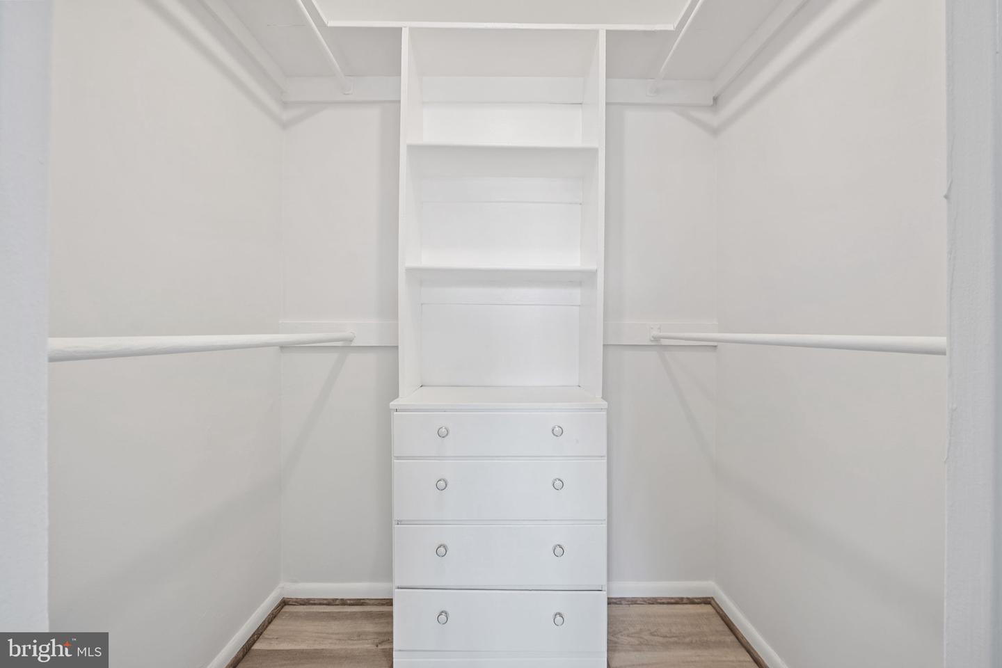 431 N ARMISTEAD ST #211, ALEXANDRIA, Virginia 22312, 2 Bedrooms Bedrooms, ,1 BathroomBathrooms,Residential,For sale,431 N ARMISTEAD ST #211,VAAX2052026 MLS # VAAX2052026 431 N ARMISTEAD ST #211, ALEXANDRIA, Virginia 22312, 2 Bedrooms Bedrooms, ,1 BathroomBathrooms,Residential,For sale,431 N ARMISTEAD ST #211,VAAX2052026 MLS # VAAX2052026